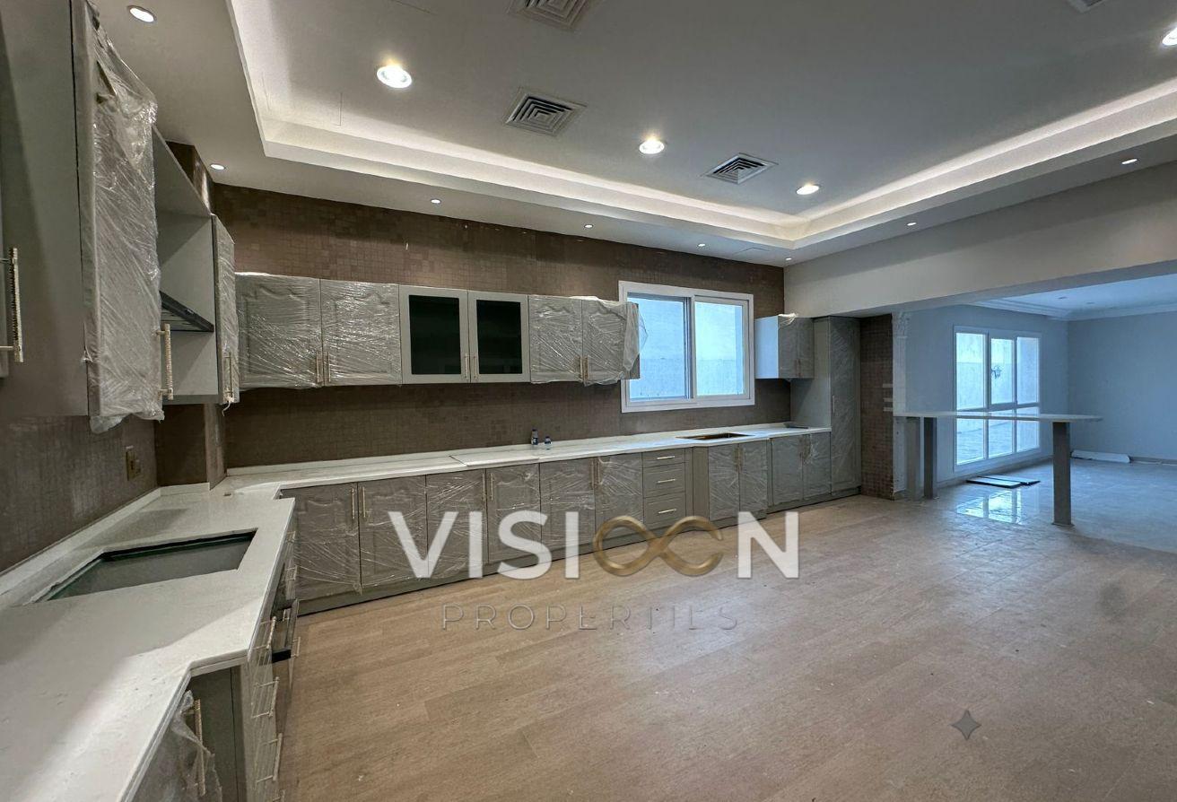 6BR villa - brand new - prime location photo 19