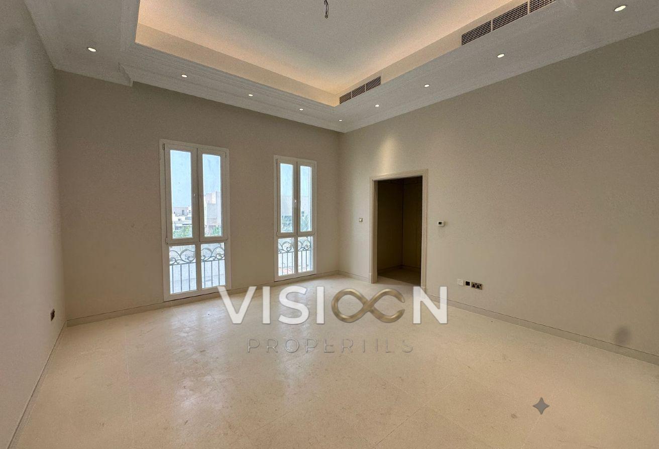 6BR villa - brand new - prime location photo 11