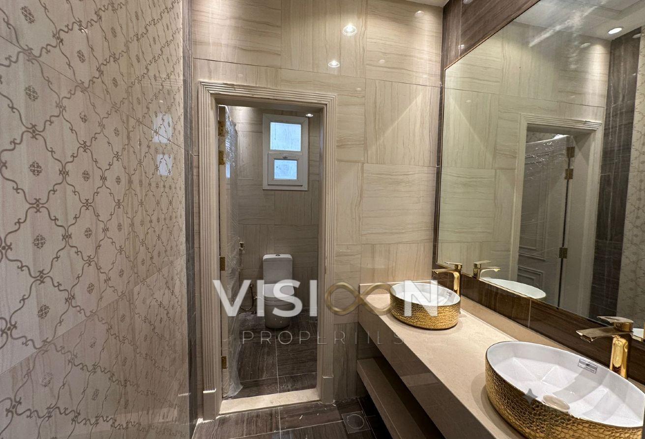 6BR villa - brand new - prime location photo 24