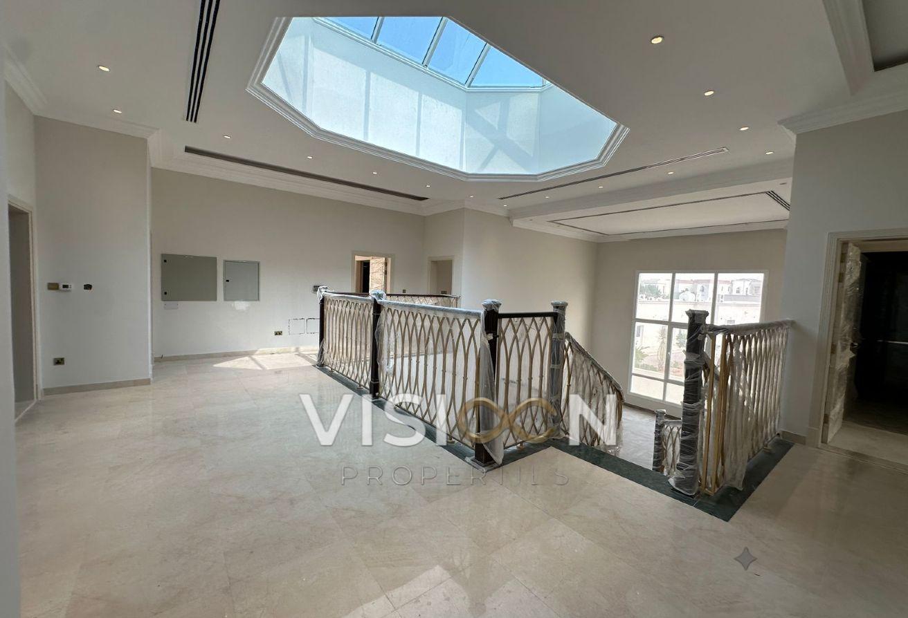 6BR villa - brand new - prime location photo 12