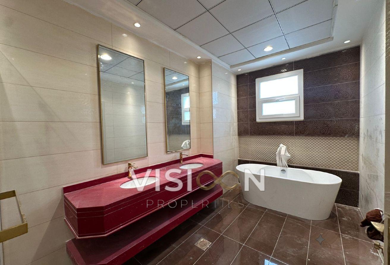 6BR villa - brand new - prime location photo 28
