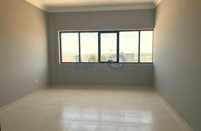 Apartment - 2 Bedrooms - 2 Bathrooms for rent in Concorde Building 2 - Al Mamourah - Ras Al Khaimah