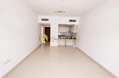 Apartment - 1 - 2 for rent in Oxford Building - District 14 - Jumeirah Village Circle - Dubai