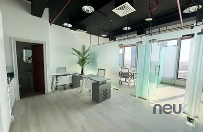 Office Space - 3 Bedrooms - 1 Bathroom for rent in Bayswater - Business Bay - Dubai