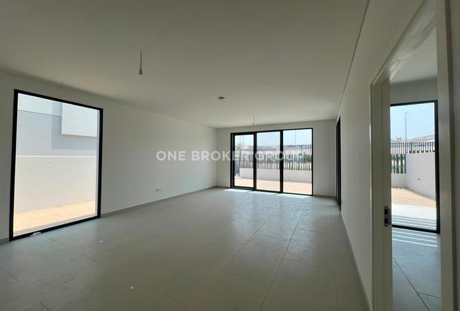 126111424 - Property Main Image
