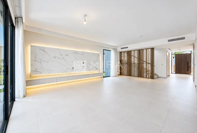 151901673 - Property Image 2