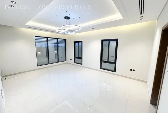 100850601 - Property Image 2