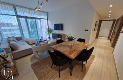 شقة - 2 غرف نوم - 2 حمامات للبيع في بن غاطي إيميرالد - منطقة 15 - قرية جميرا الدائرية - دبي