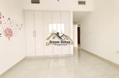 Apartment - 1 Bedroom - 2 Bathrooms for rent in Dome Tower - Al Jaddaf - Dubai