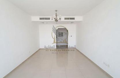 Apartment - 2 Bedrooms - 3 Bathrooms for rent in Al Khan Corniche - Al Khan - Sharjah