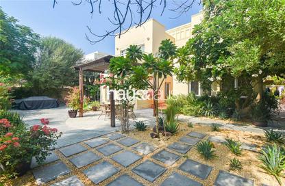 Villa - 4 Bedrooms - 4 Bathrooms for sale in Meadows 8 - Meadows - Dubai