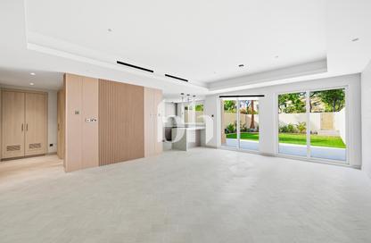Villa - 3 - 4 for rent in Springs 8 - The Springs - Dubai