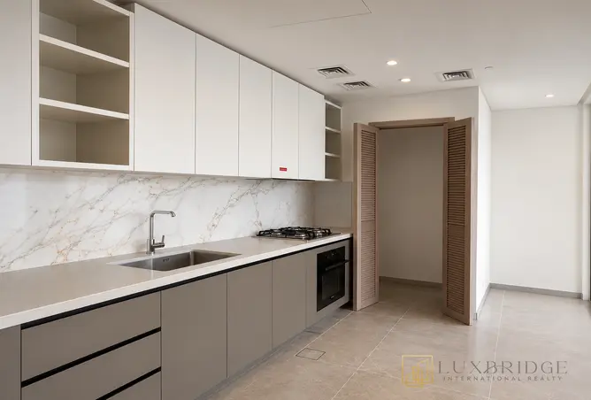 127012003 - Property Image 2