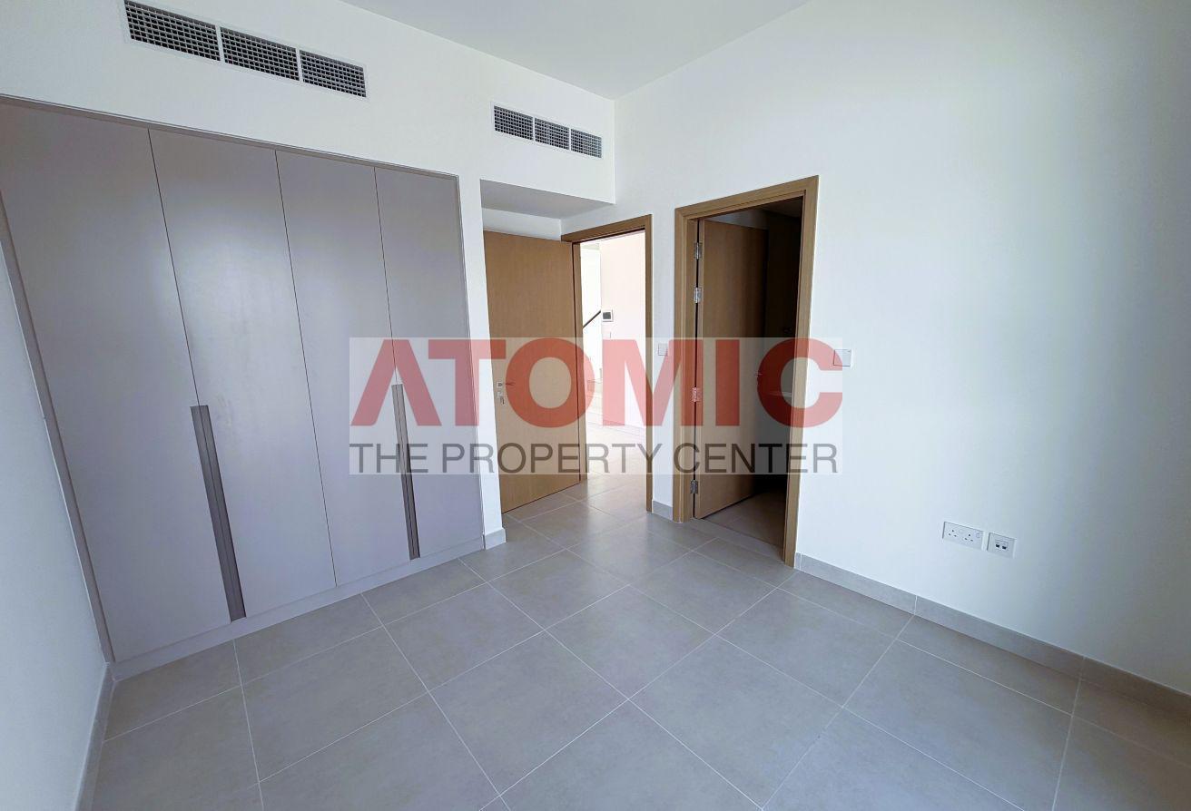 Spacious 4BR Corner Townhouse |Ready move in |Raya photo 9