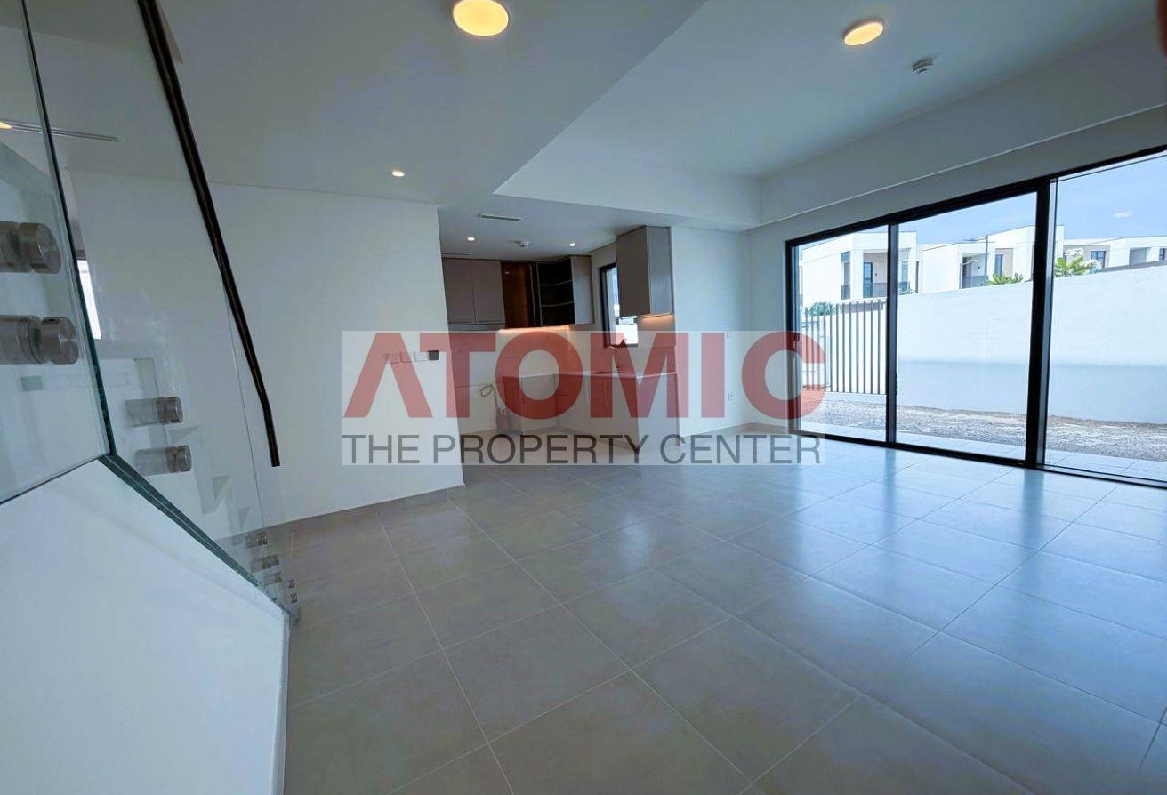Spacious 4BR Corner Townhouse |Ready move in |Raya photo 6