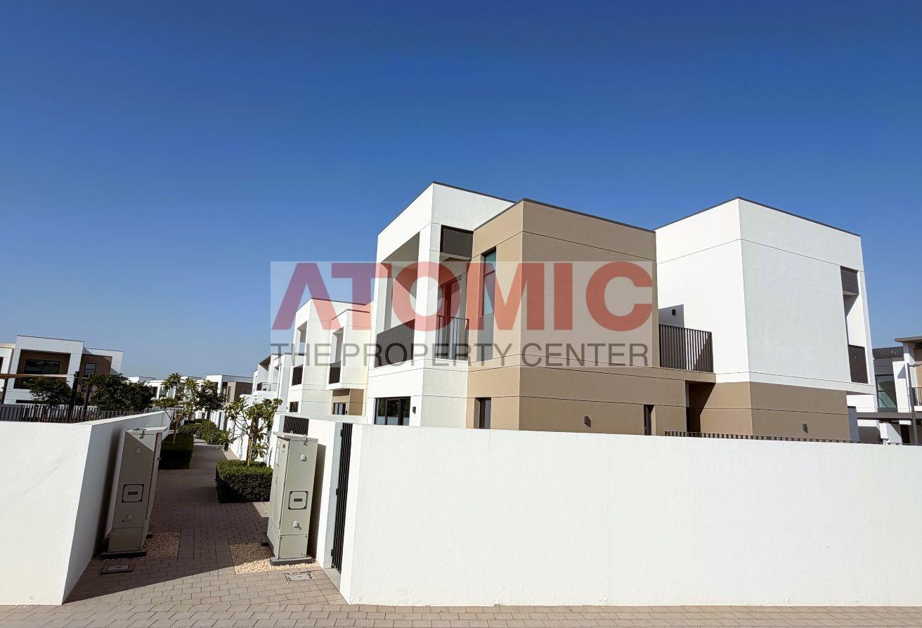 Spacious 4BR Corner Townhouse |Ready move in |Raya photo 21