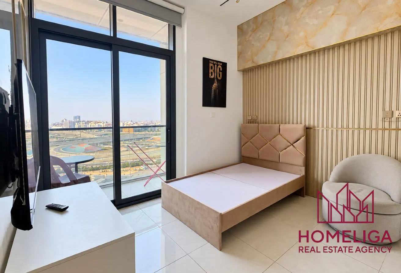 165029200 - Property Main Image