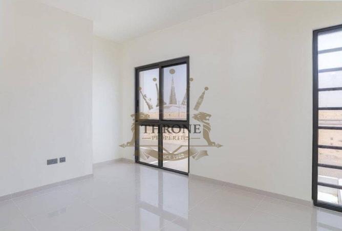 5BED+MAIDROOM | SINGLE ROW | READY TO MOVE photo 2