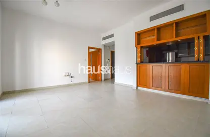 Apartment - 1 Bedroom - 2 Bathrooms for rent in Travo Tower A - Travo - The Views - Dubai