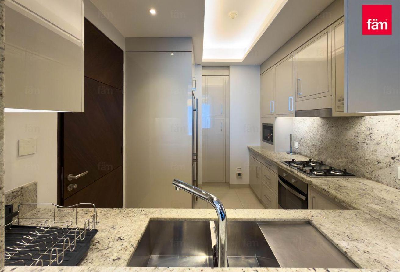 Spacious | Luxurious | High Floor | Furnished photo 16