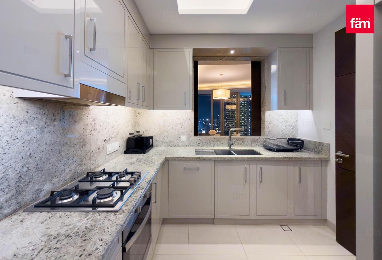 Spacious | Luxurious | High Floor | Furnished photo 14