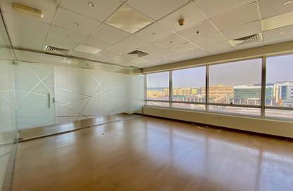 Office Space - Studio - 1 Bathroom for rent in Al Etihad Building - Port Saeed - Deira - Dubai