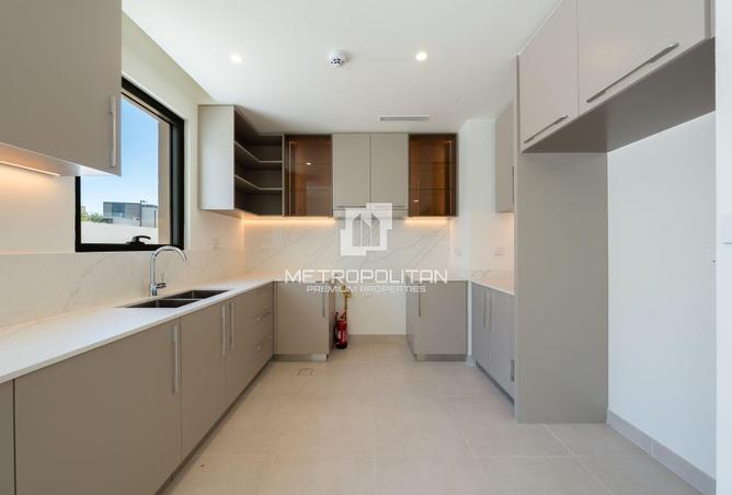 107295877 - Property Image 3