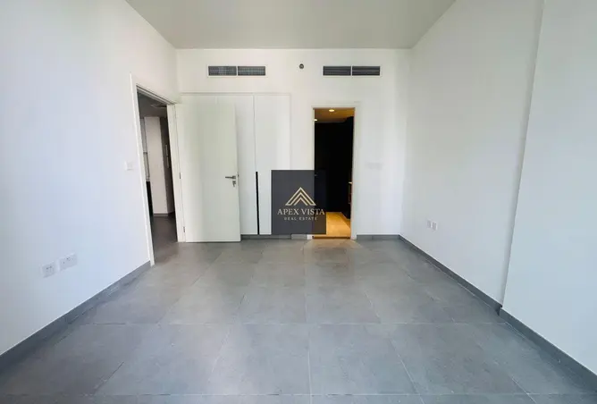 155073108 - Property Image 2