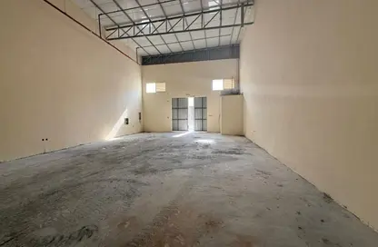 Warehouse - Studio for rent in Umm Al Thuoob - Umm Al Quwain