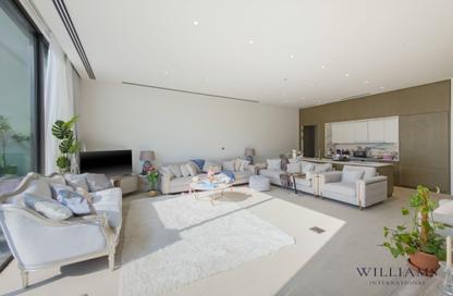 Villa - 3 - 4 for rent in Nad Al Sheba Gardens 2 - Nad Al Sheba Gardens - Nad Al Sheba 1 - Nad Al Sheba - Dubai