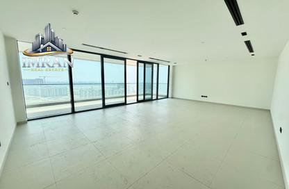 Apartment - 4 Bedrooms - 6 Bathrooms for rent in Sharjah Terraces - Al Khan Lagoon - Al Khan - Sharjah