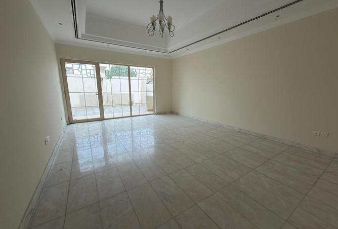 73162498 - Property Image 2