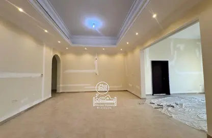 Villa - Studio - 6 Bathrooms for rent in Khalifa City A - Khalifa City - Abu Dhabi