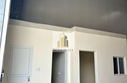 Warehouse - Studio - 1 for rent in ICAD - Industrial City Of Abu Dhabi - Mussafah - Abu Dhabi