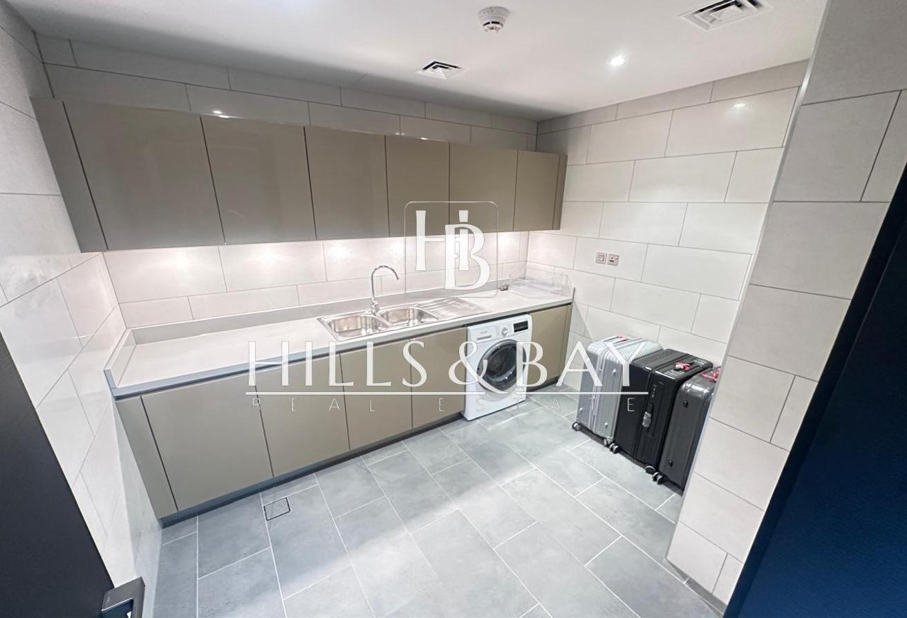 Luxury Villa | Private Elevator | Unfurnished photo 18