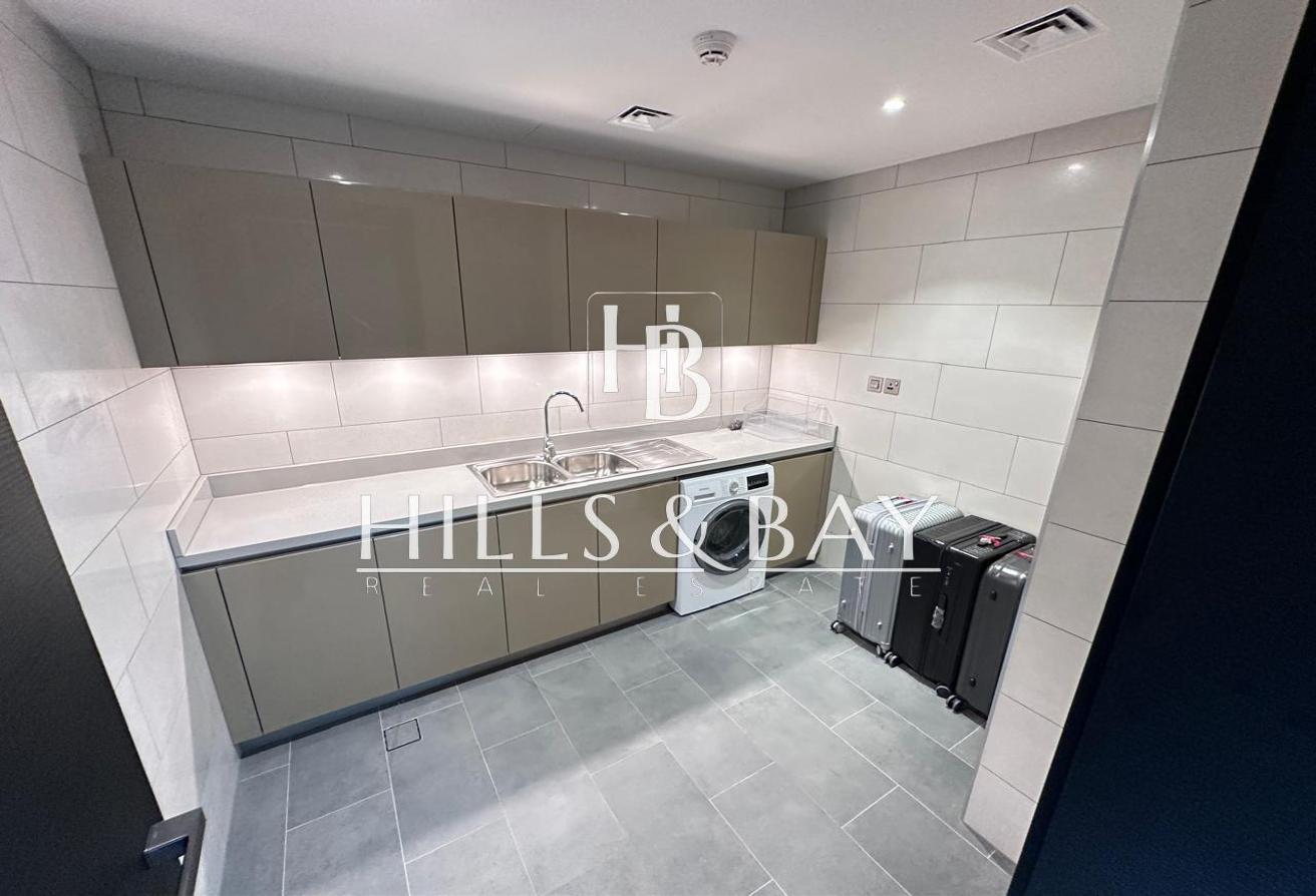 Luxury Villa | Private Elevator | Unfurnished photo 19