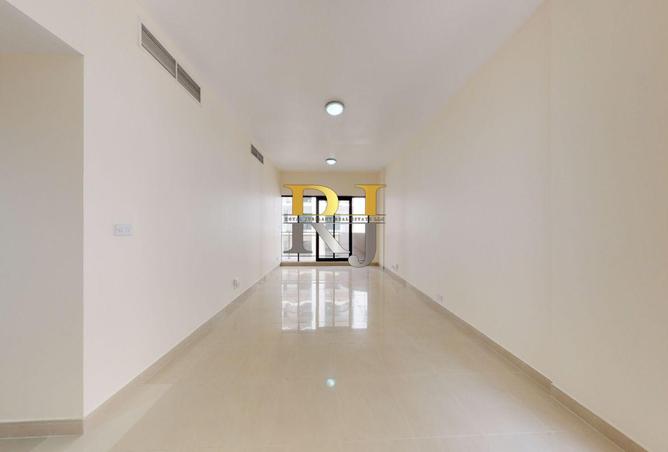 64038203 - Property Image 2