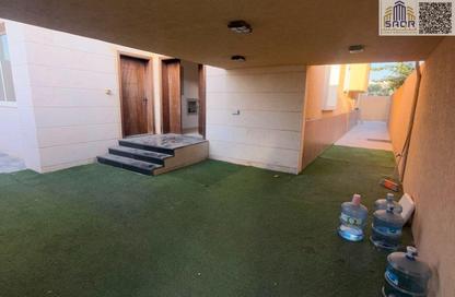 Villa - 5 Bedrooms - 6 Bathrooms for rent in Al Mowaihat 3 - Al Mowaihat - Ajman