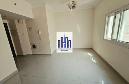 Apartment - Studio - 1 Bathroom for rent in Muwaileh - Sharjah