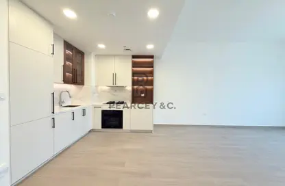 Apartment - 1 Bedroom - 1 Bathroom for rent in The Mayfair - Town Square - Dubai