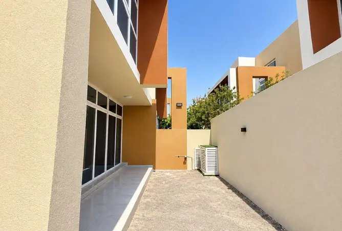 153298436 - Property Image 2
