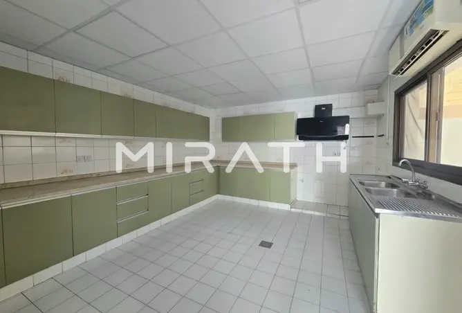 156256979 - Property Image 3
