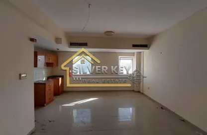 Apartment - Studio - 1 Bathroom for rent in Budaniq - Al Qasimia - Sharjah