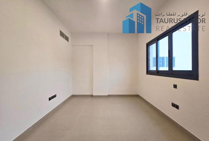 70701554 - صورة العقار 3