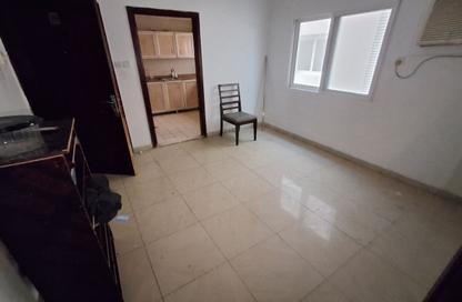 Apartment - 1 - 1 for rent in Al Butina 9 Building - Al Butina - Sharjah