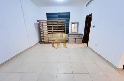 Villa - 3 Bedrooms - 5 Bathrooms for rent in Oasis Villas - District 13 - Jumeirah Village Circle - Dubai