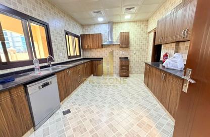 Villa - 4 Bedrooms - 5 Bathrooms for rent in Village 33 - Al Barsha 1 - Al Barsha - Dubai