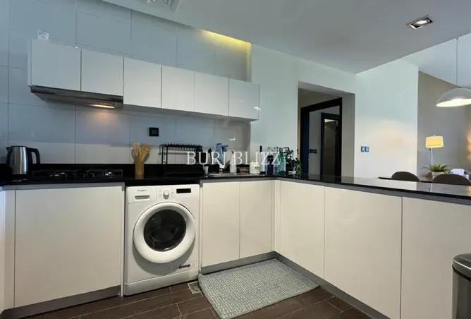 102003596 - Property Image 3