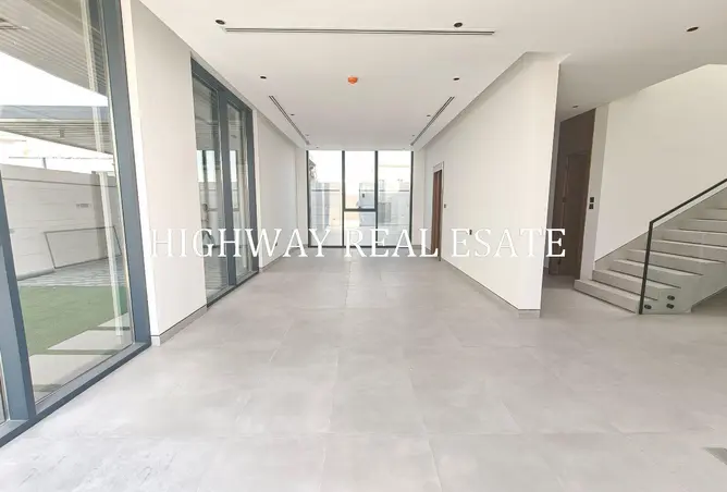 151912579 - Property Image 2