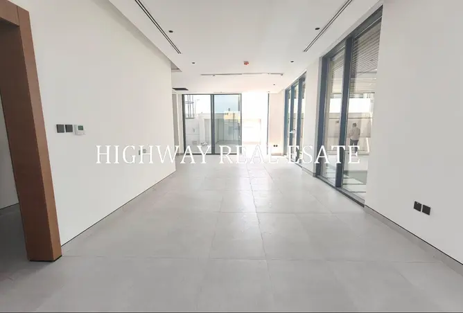 151912579 - Property Image 3